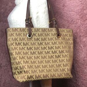 👜 Michael Kors Monogram Tote 👜